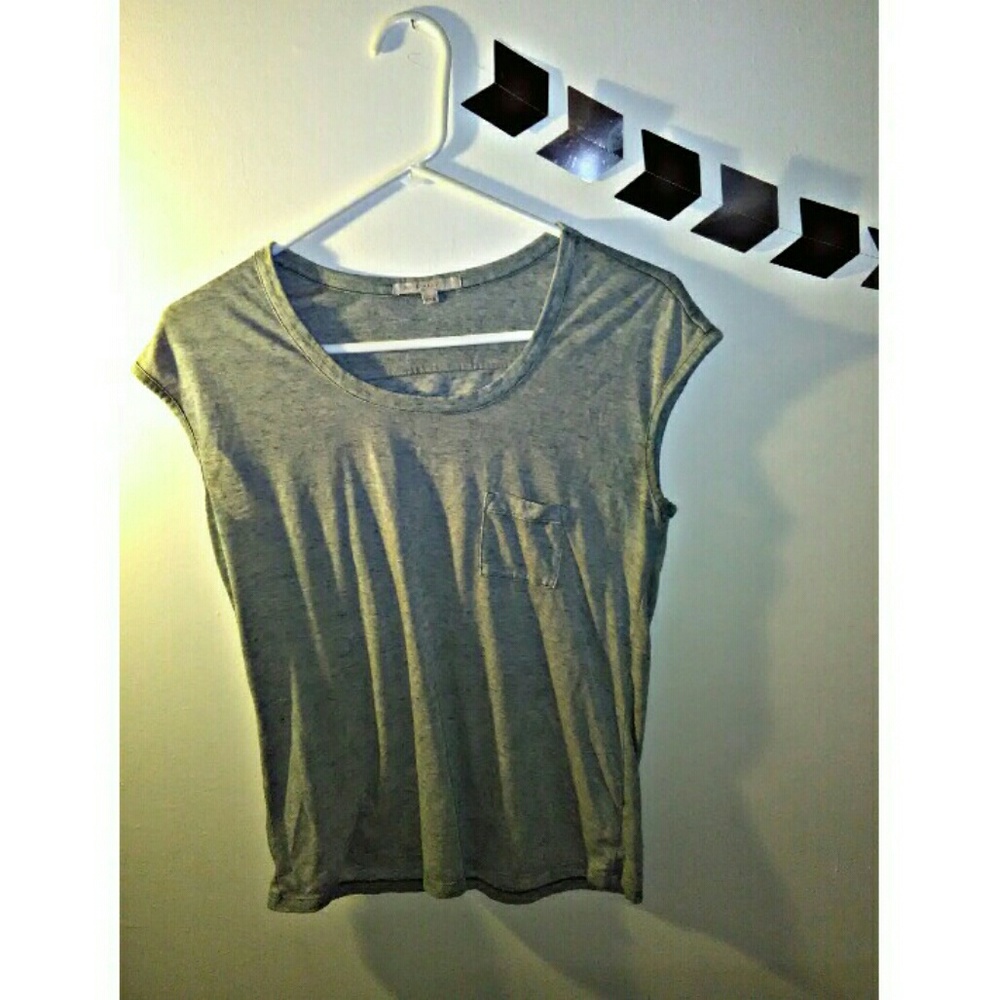 Heathered Green pocket tee